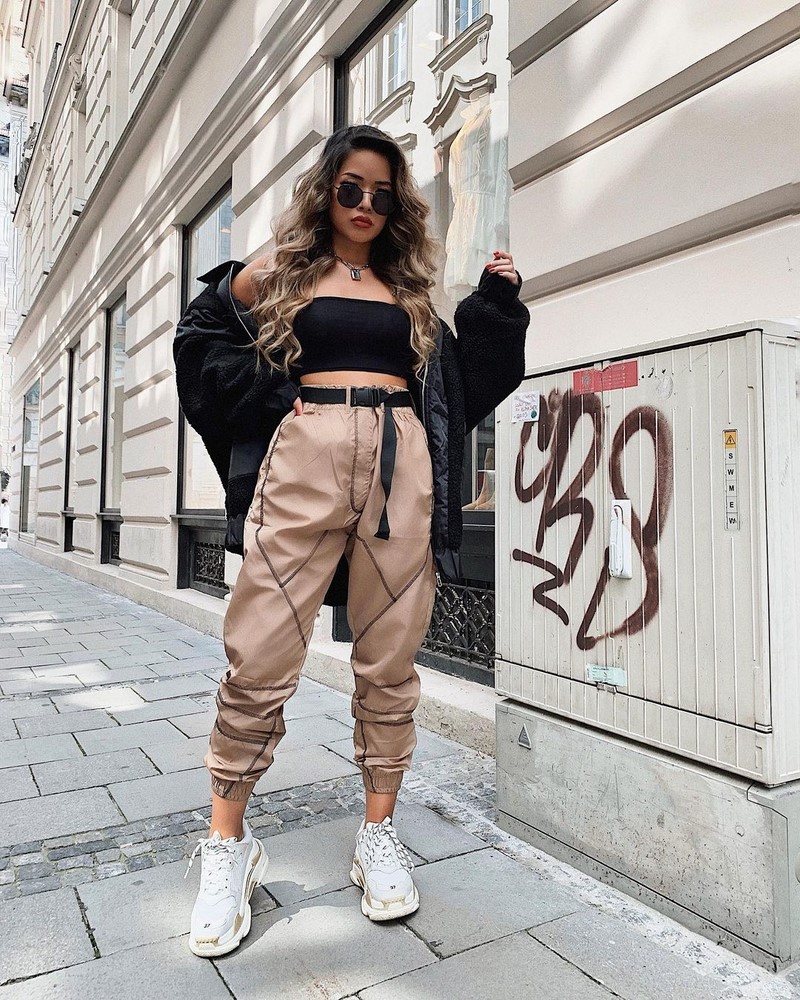 Модные джоггеры 2026: как и с чем носить трендовые брюки?