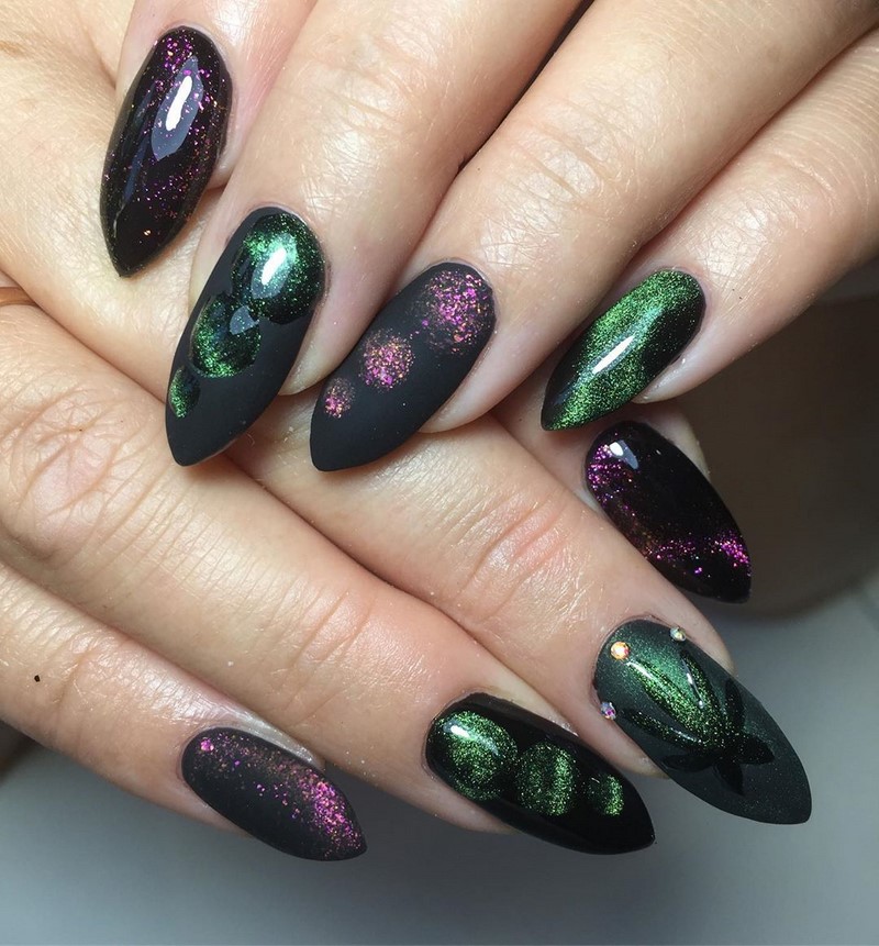 Модный маникюр кошачий глаз 2026: свежие идеи дизайна ногтей на фото