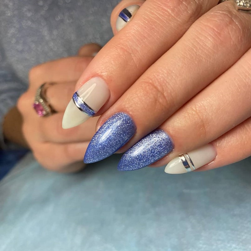 Модный маникюр кошачий глаз 2026: свежие идеи дизайна ногтей на фото