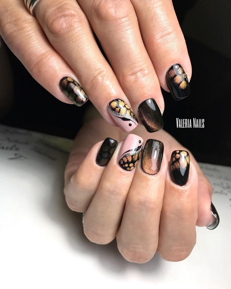 Модный маникюр кошачий глаз 2026: свежие идеи дизайна ногтей на фото