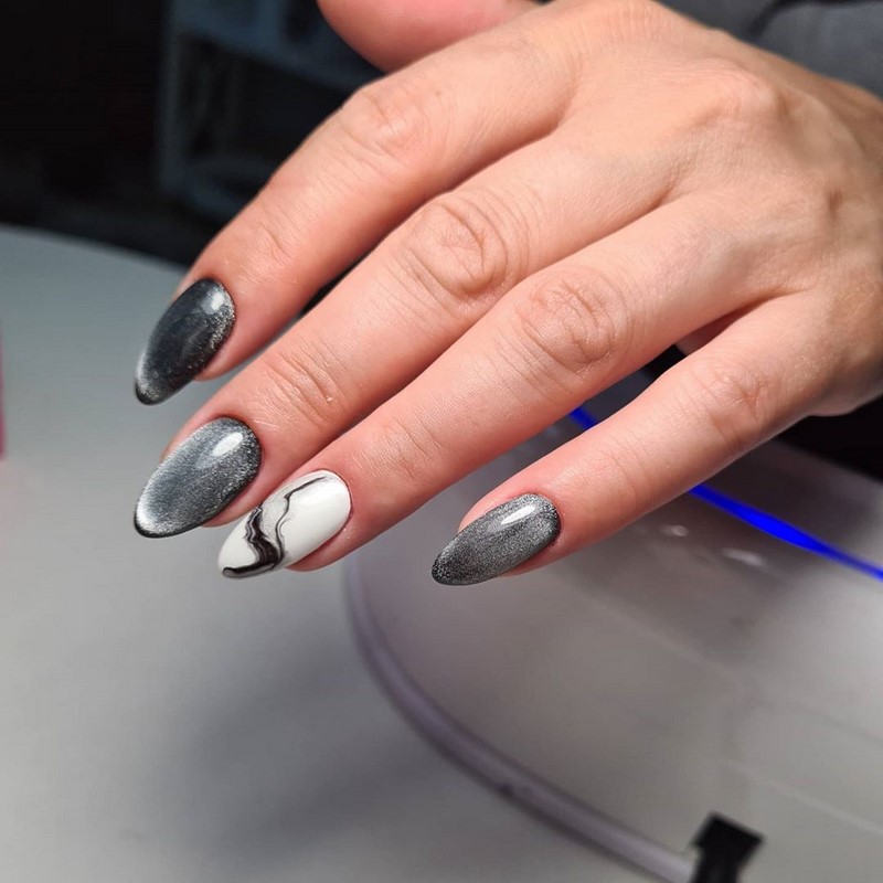 Модный маникюр кошачий глаз 2026: свежие идеи дизайна ногтей на фото