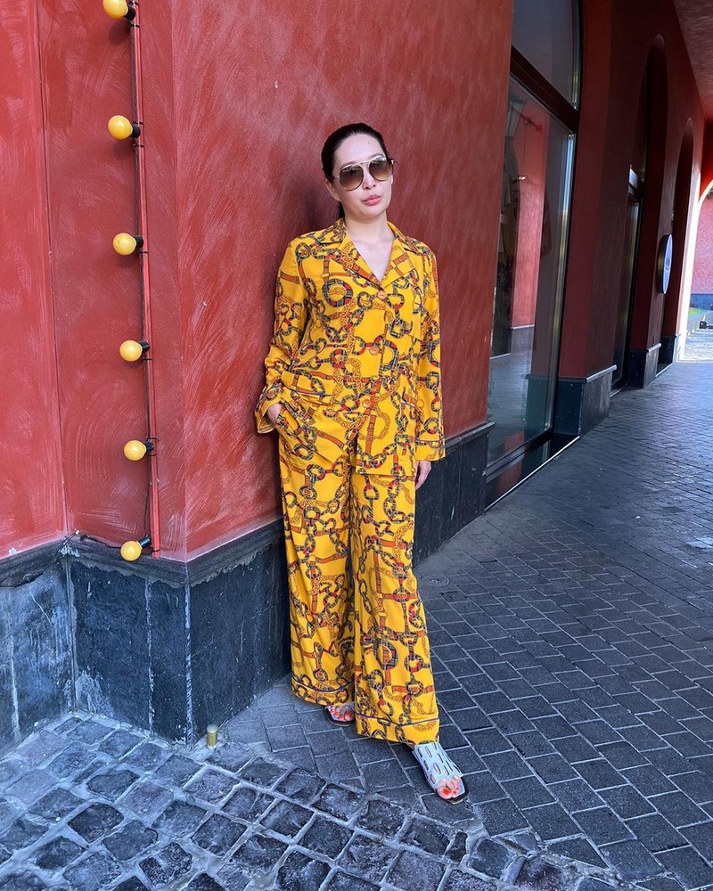 Бельевой стиль 2026: с чем носить одежду в бельевом стиле — фото