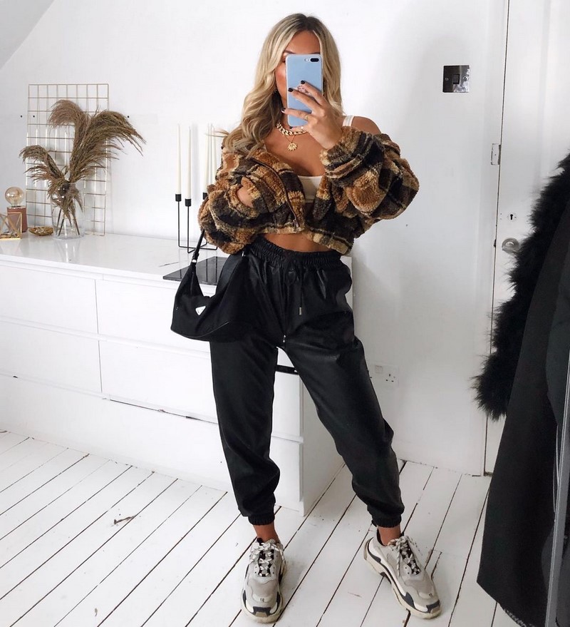 Модные джоггеры 2026: как и с чем носить трендовые брюки?