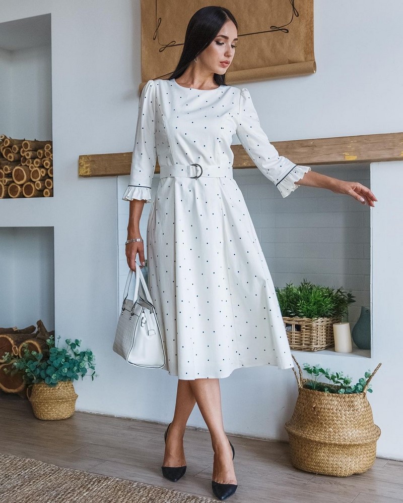 Стильные платья для офиса 2026: трендовые наряды для деловых женщин