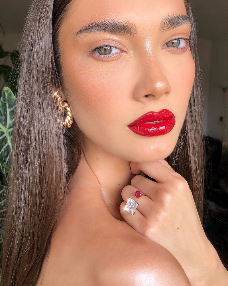 Повседневный макияж 2026: красивые идеи мейкапа на фото