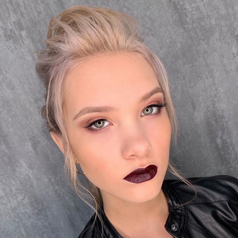 Повседневный макияж 2026: красивые идеи мейкапа на фото