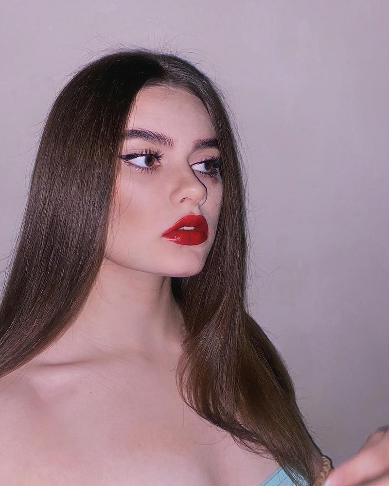 Повседневный макияж 2026: красивые идеи мейкапа на фото