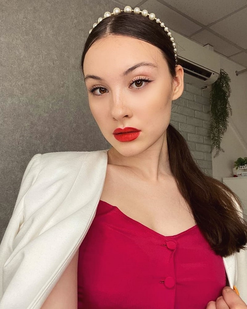 Повседневный макияж 2026: красивые идеи мейкапа на фото