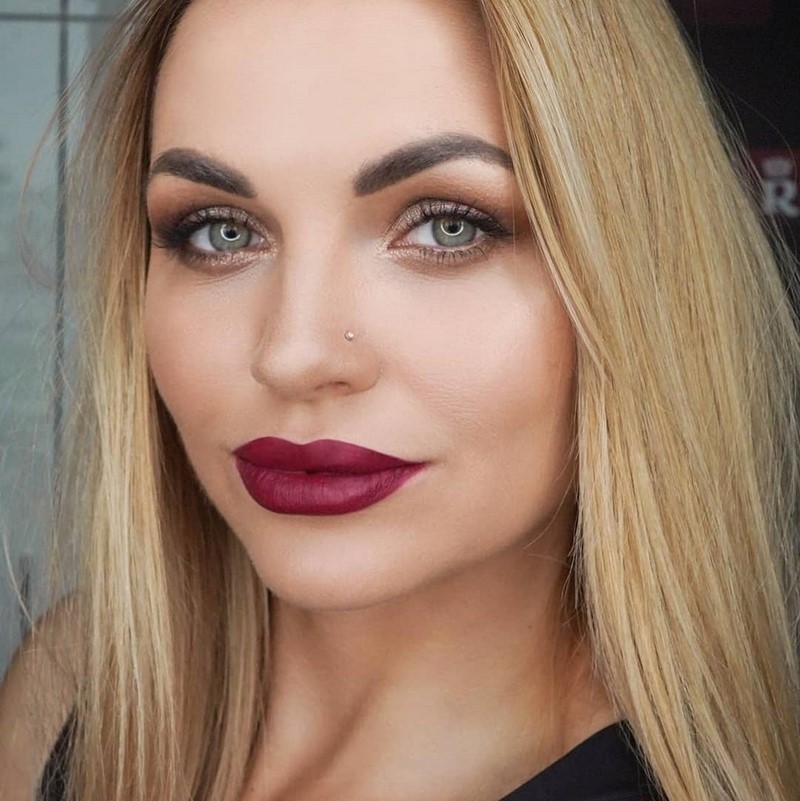 Повседневный макияж 2026: красивые идеи мейкапа на фото