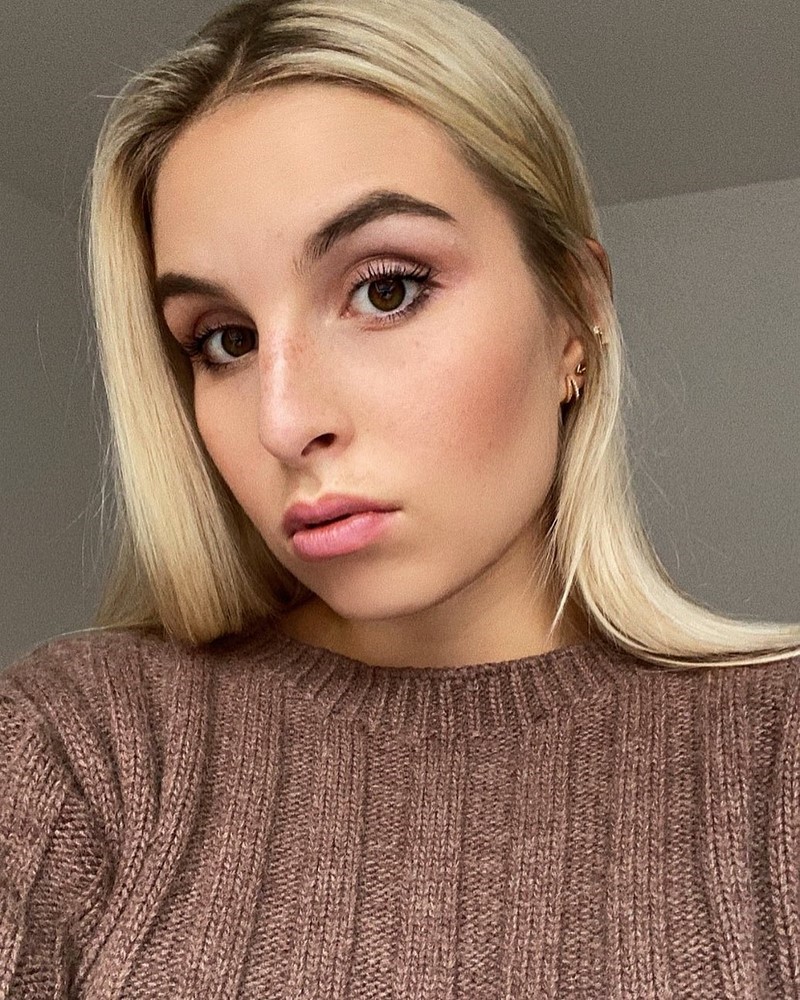 Повседневный макияж 2026: красивые идеи мейкапа на фото