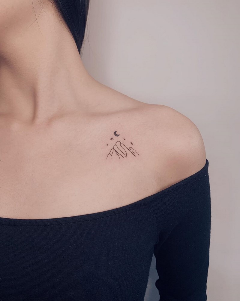 Маленькие тату для девушек 2026: эскизы, дизайн, идеи рисунков