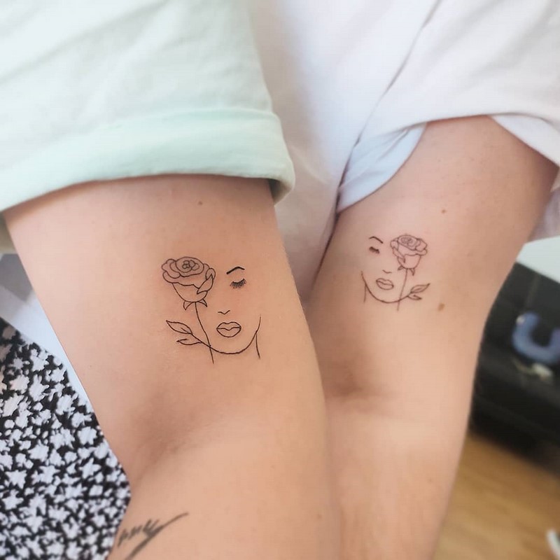 Маленькие тату для девушек 2026: эскизы, дизайн, идеи рисунков