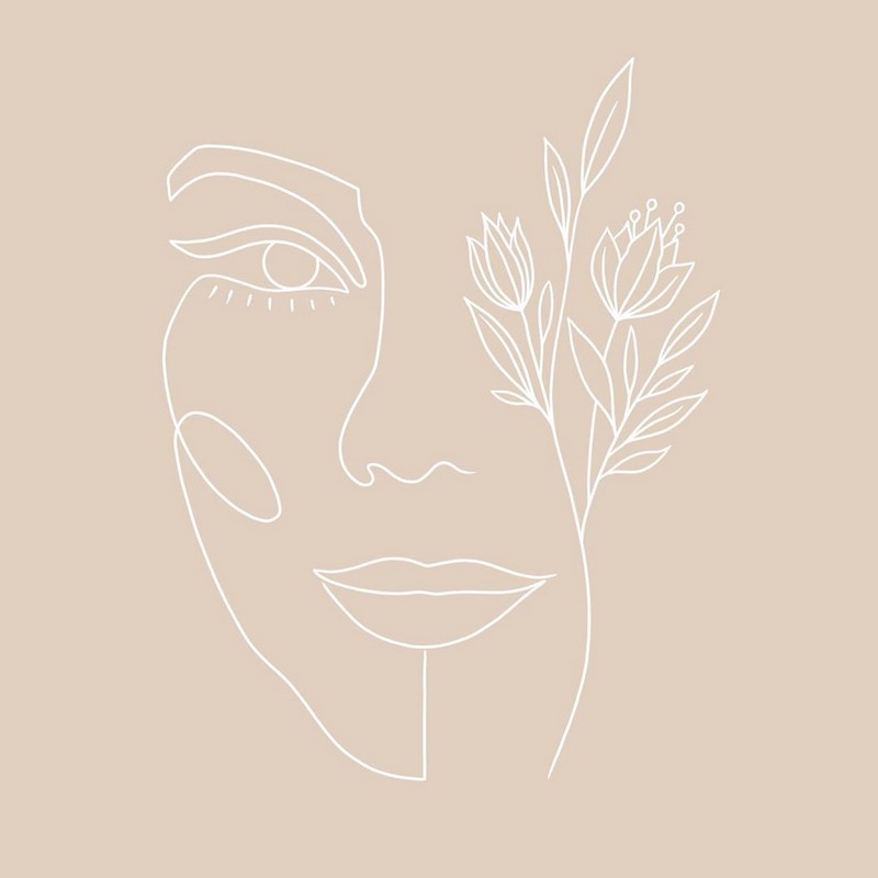 Маленькие тату для девушек 2026: эскизы, дизайн, идеи рисунков