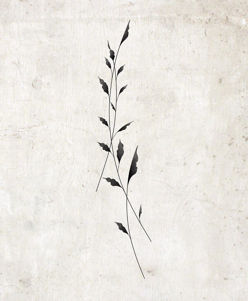 Маленькие тату для девушек 2026: эскизы, дизайн, идеи рисунков