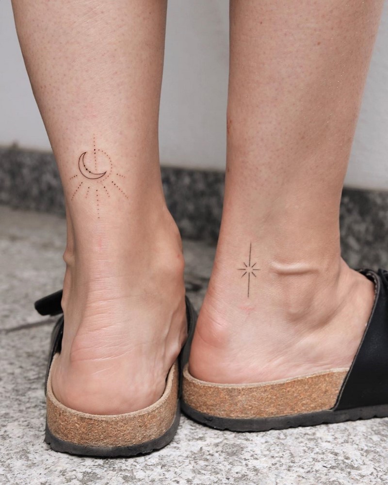 Маленькие тату для девушек 2026: эскизы, дизайн, идеи рисунков