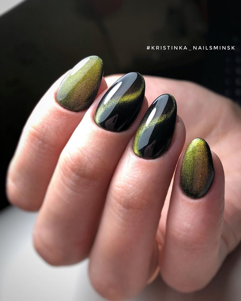 Модный маникюр кошачий глаз 2026: свежие идеи дизайна ногтей на фото