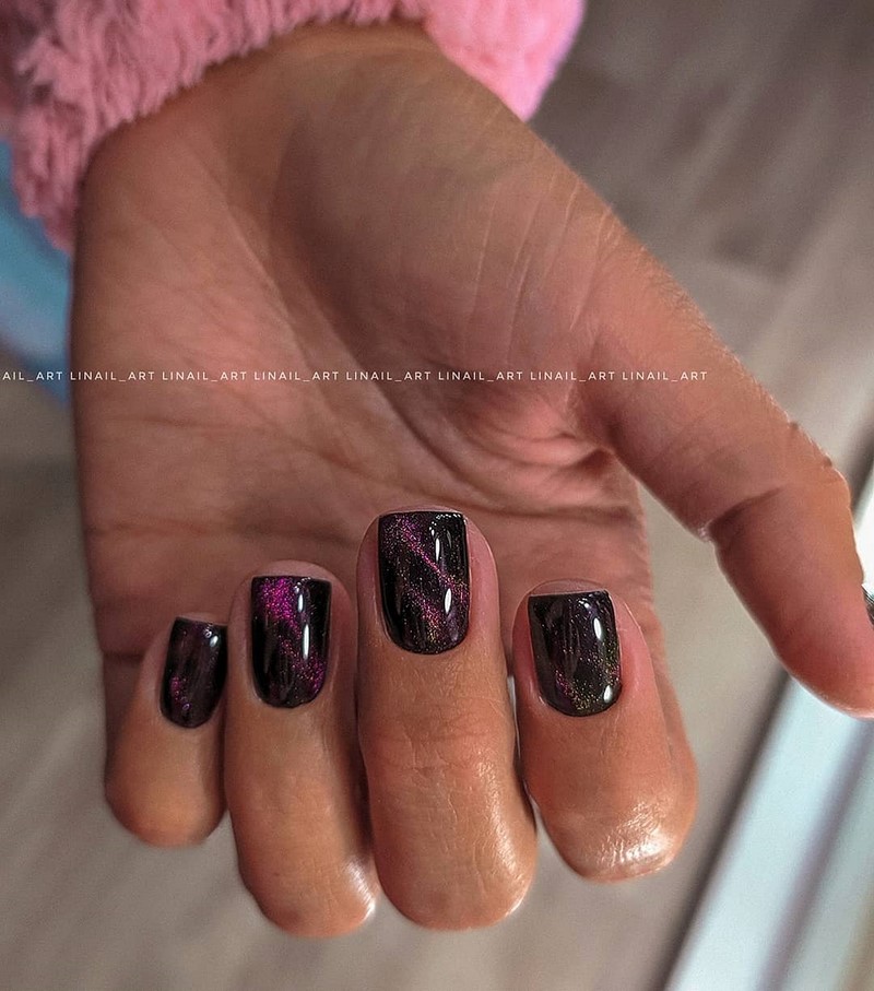 Модный маникюр кошачий глаз 2026: свежие идеи дизайна ногтей на фото