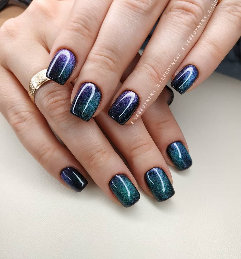 Модный маникюр кошачий глаз 2026: свежие идеи дизайна ногтей на фото