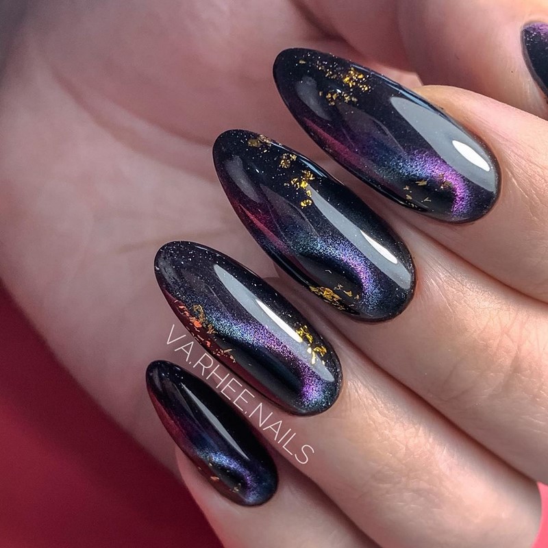 Модный маникюр кошачий глаз 2026: свежие идеи дизайна ногтей на фото