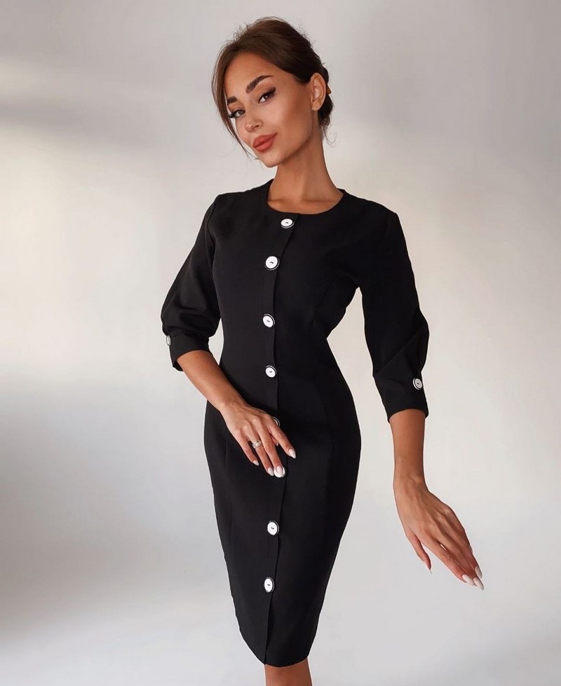 Стильные платья для офиса 2026: трендовые наряды для деловых женщин