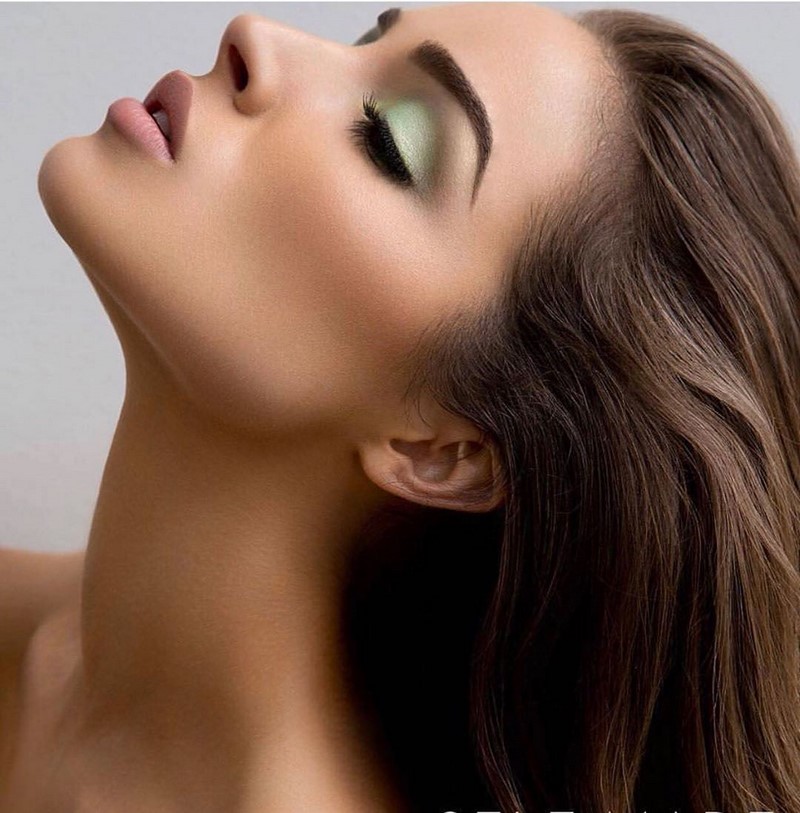Повседневный макияж 2026: красивые идеи мейкапа на фото