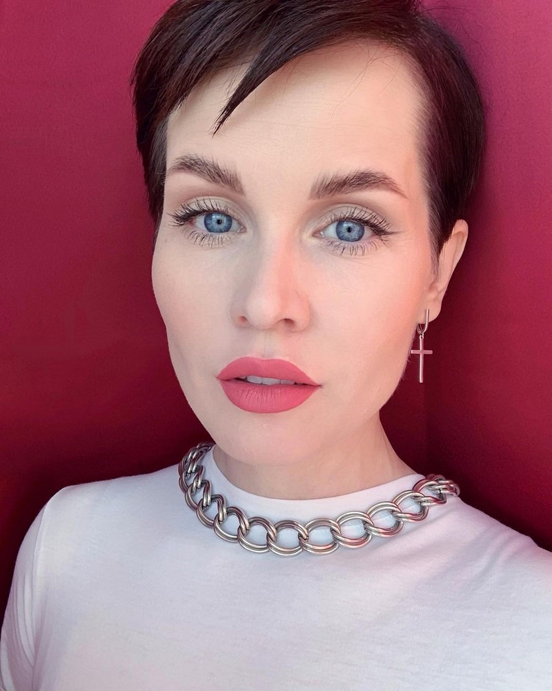 Повседневный макияж 2026: красивые идеи мейкапа на фото