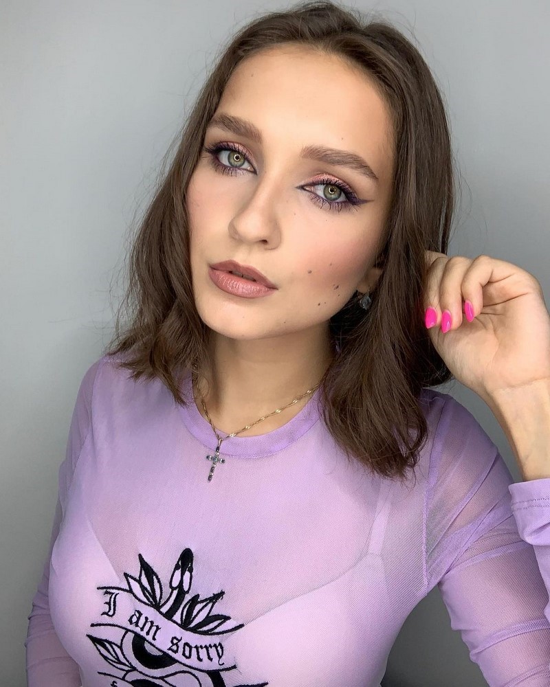 Повседневный макияж 2026: красивые идеи мейкапа на фото