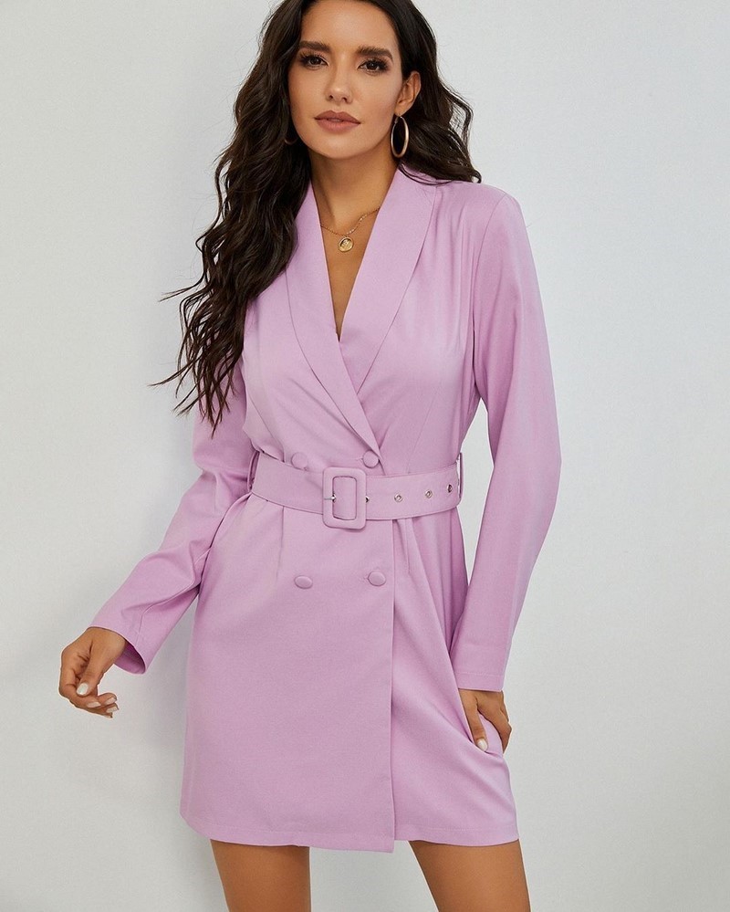 Платье-пиджак 2026: трендовые новинки в стильных образах на фото