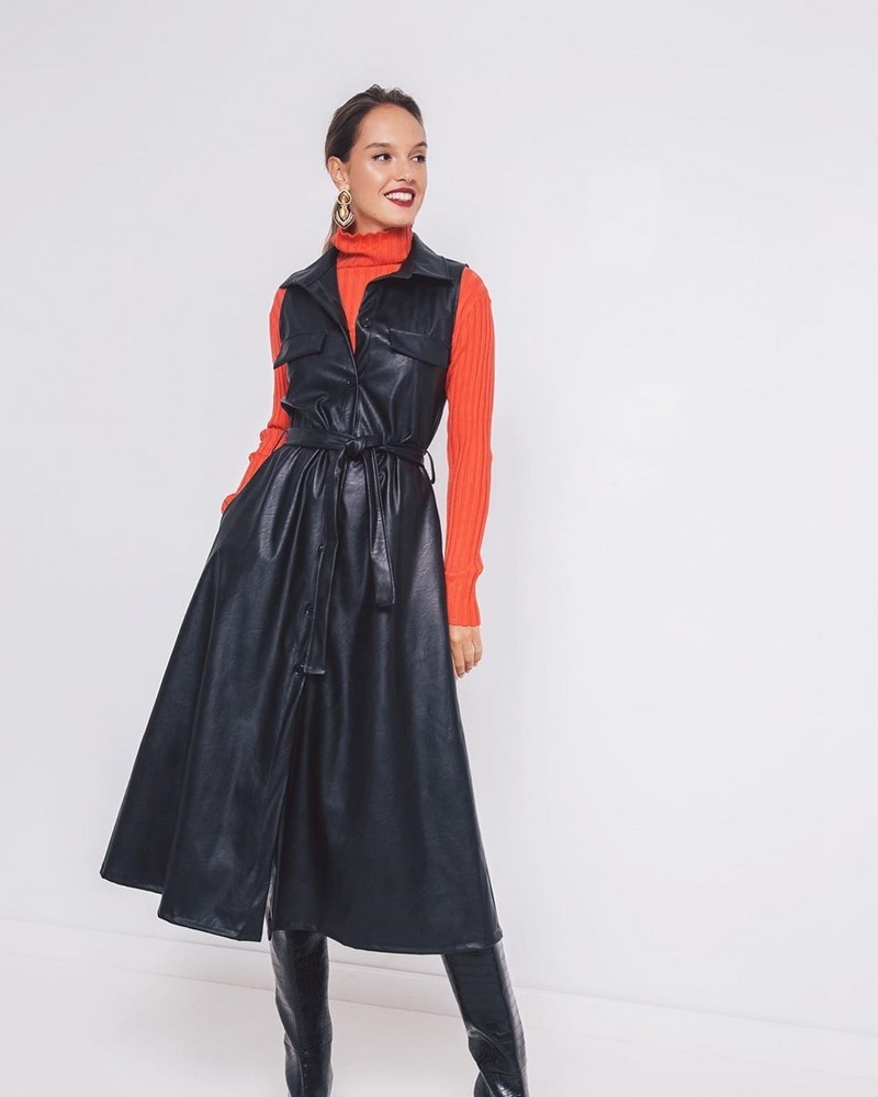 Платье-пиджак 2026: трендовые новинки в стильных образах на фото