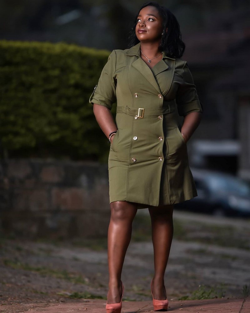 Платье-пиджак 2026: трендовые новинки в стильных образах на фото