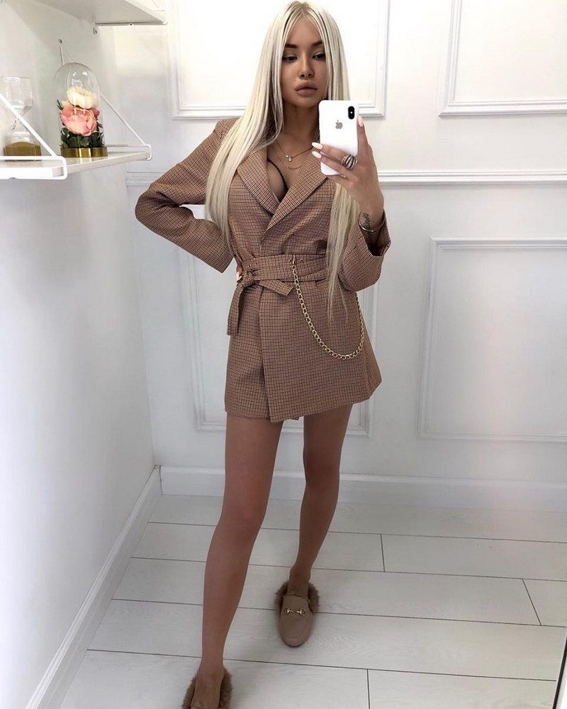 Платье-пиджак 2026: трендовые новинки в стильных образах на фото