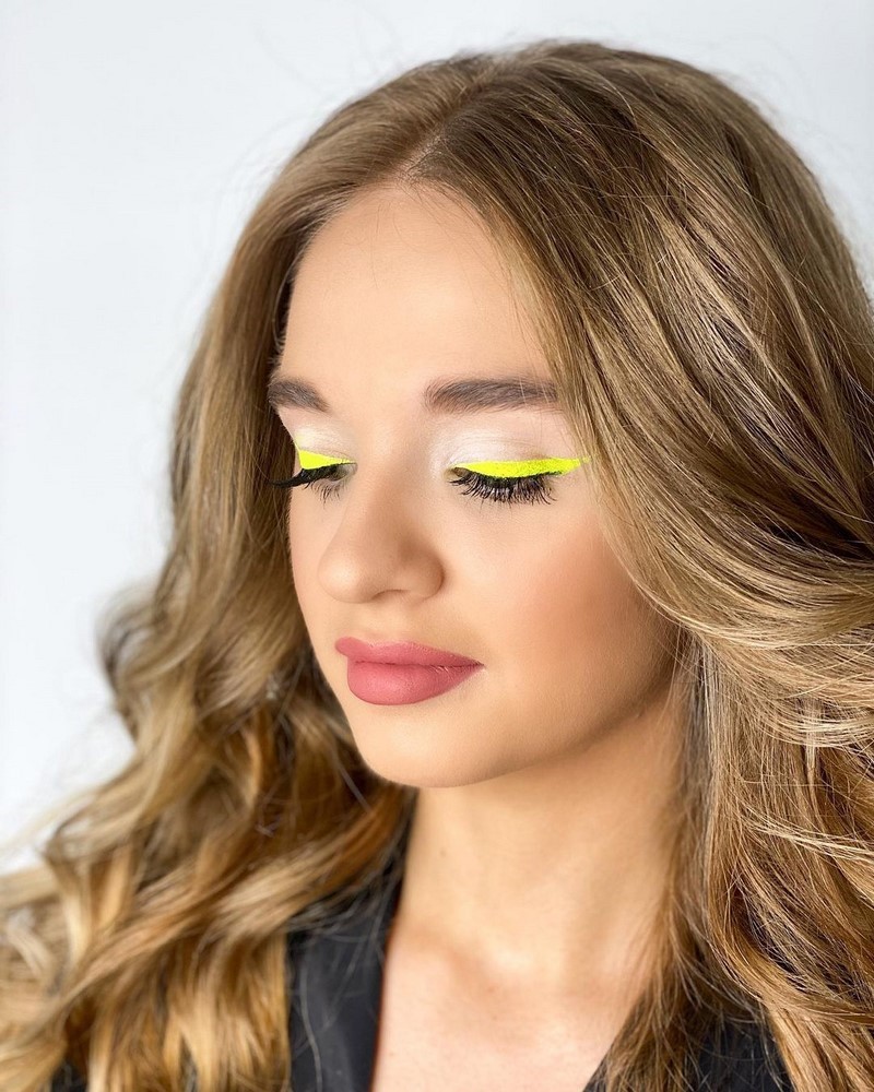 Повседневный макияж 2026: красивые идеи мейкапа на фото