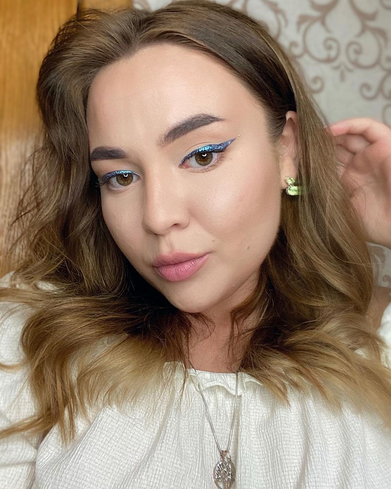 Повседневный макияж 2026: красивые идеи мейкапа на фото