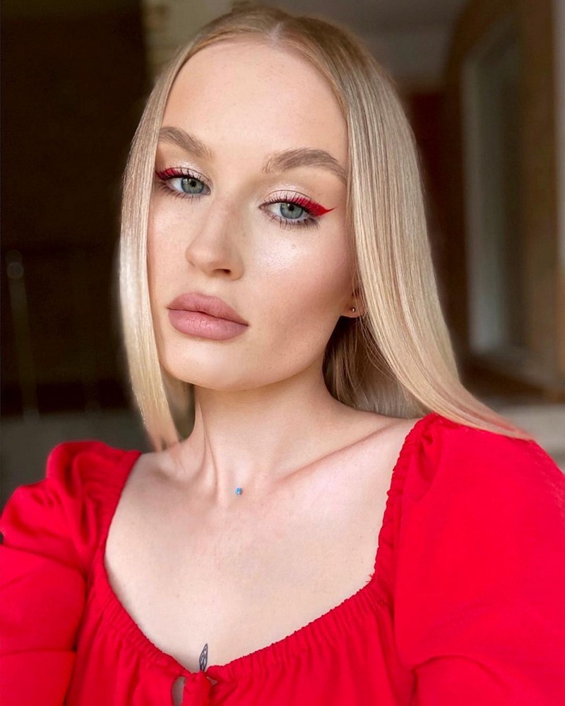 Повседневный макияж 2026: красивые идеи мейкапа на фото