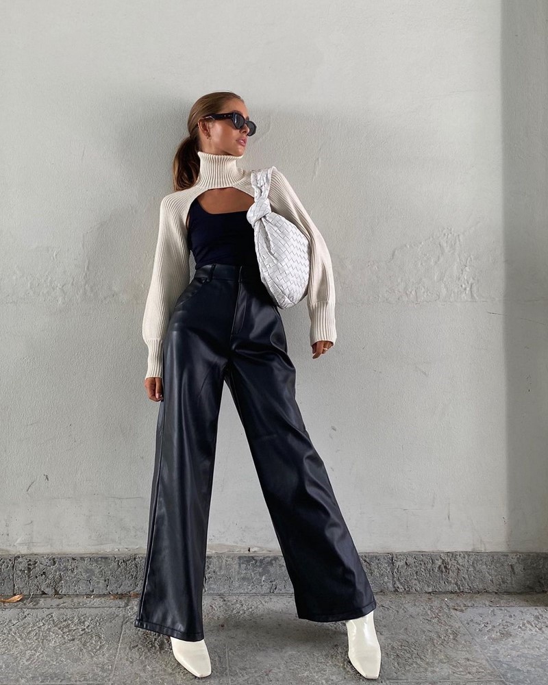 Широкие брюки 2026: топовые новинки в ослепительных образах на фото