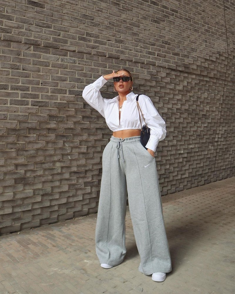 Широкие брюки 2026: топовые новинки в ослепительных образах на фото