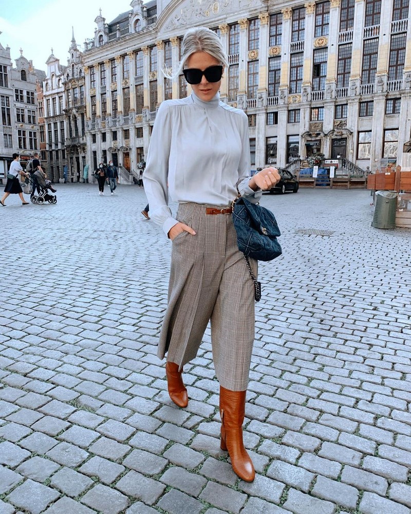 Широкие брюки 2026: топовые новинки в ослепительных образах на фото