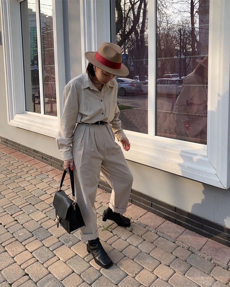 Широкие брюки 2026: топовые новинки в ослепительных образах на фото