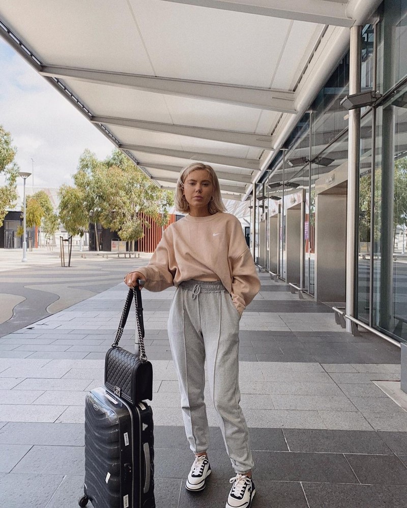 Модные джоггеры 2026: как и с чем носить трендовые брюки?