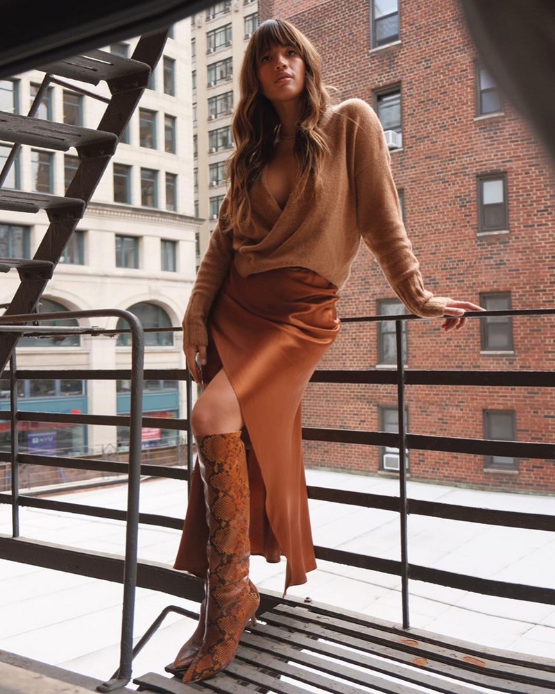 Бельевой стиль 2026: с чем носить одежду в бельевом стиле — фото