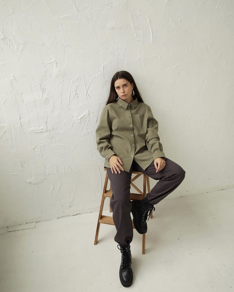 Модные рубашки 2026: главные тренды и фасоны женских рубашек