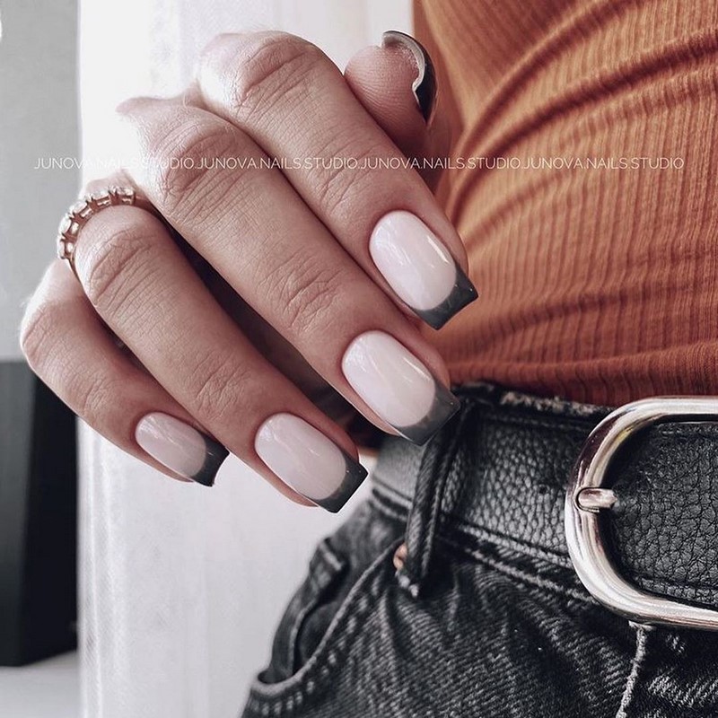 Красивый маникюр сезона осень-зима 2026-2027: фото, новинки, идеи маникюра