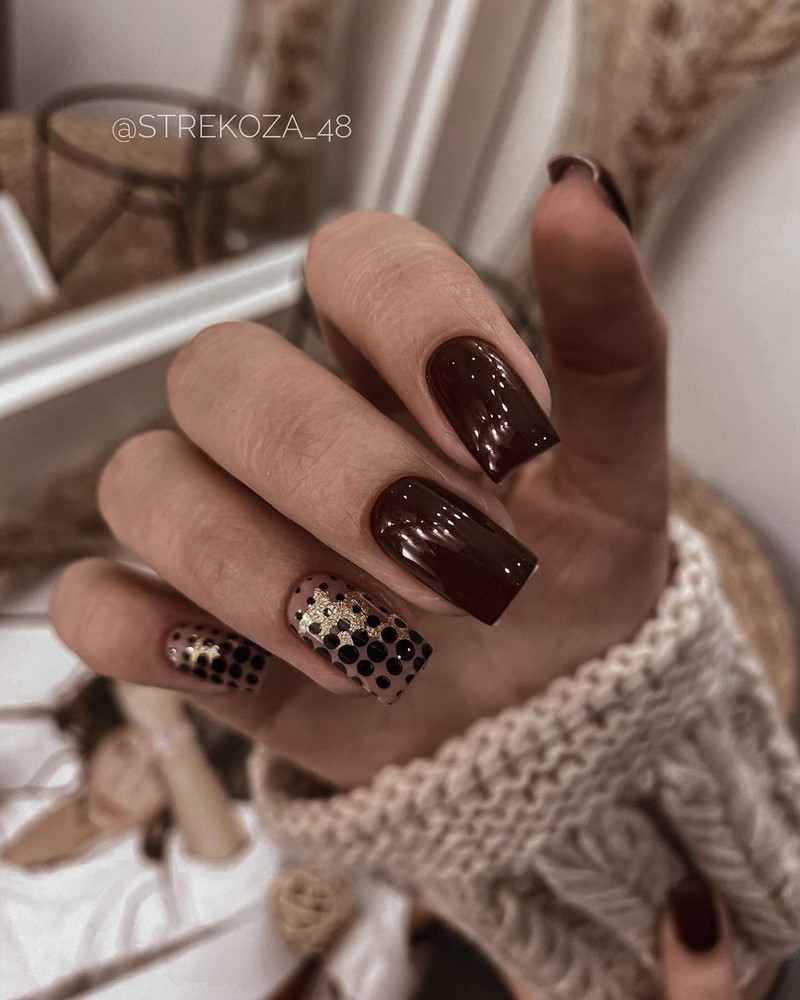 Красивый маникюр сезона осень-зима 2026-2027: фото, новинки, идеи маникюра