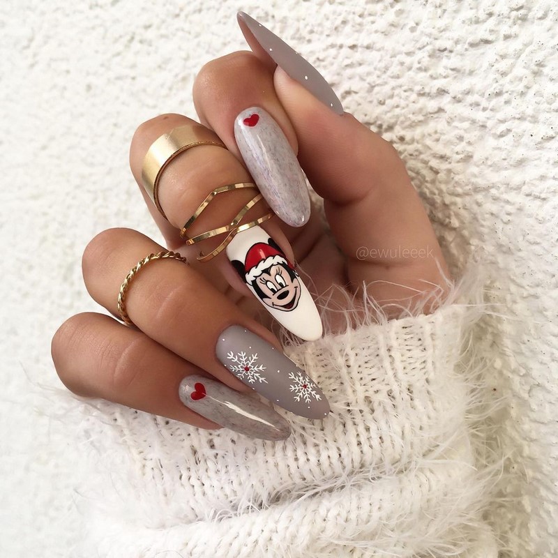 Красивый маникюр сезона осень-зима 2026-2027: фото, новинки, идеи маникюра