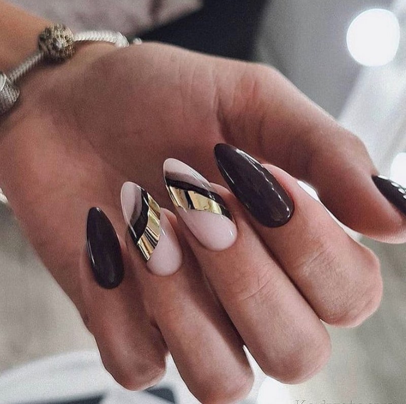 Красивый маникюр сезона осень-зима 2026-2027: фото, новинки, идеи маникюра