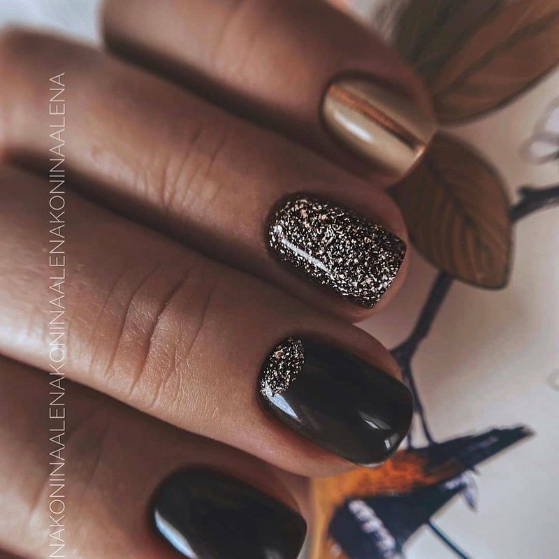 Красивый маникюр сезона осень-зима 2026-2027: фото, новинки, идеи маникюра