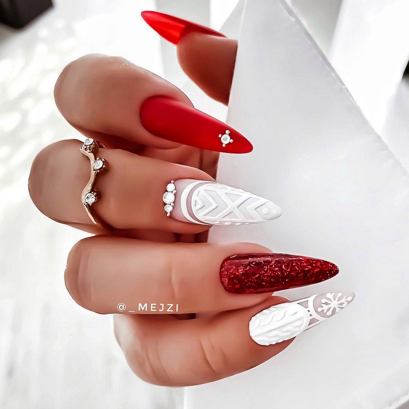 Маникюр зима 2026-2027: фото-новинки зимнего дизайна