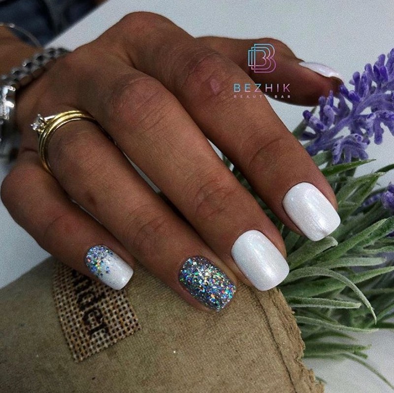 Маникюр зима 2026-2027: фото-новинки зимнего дизайна
