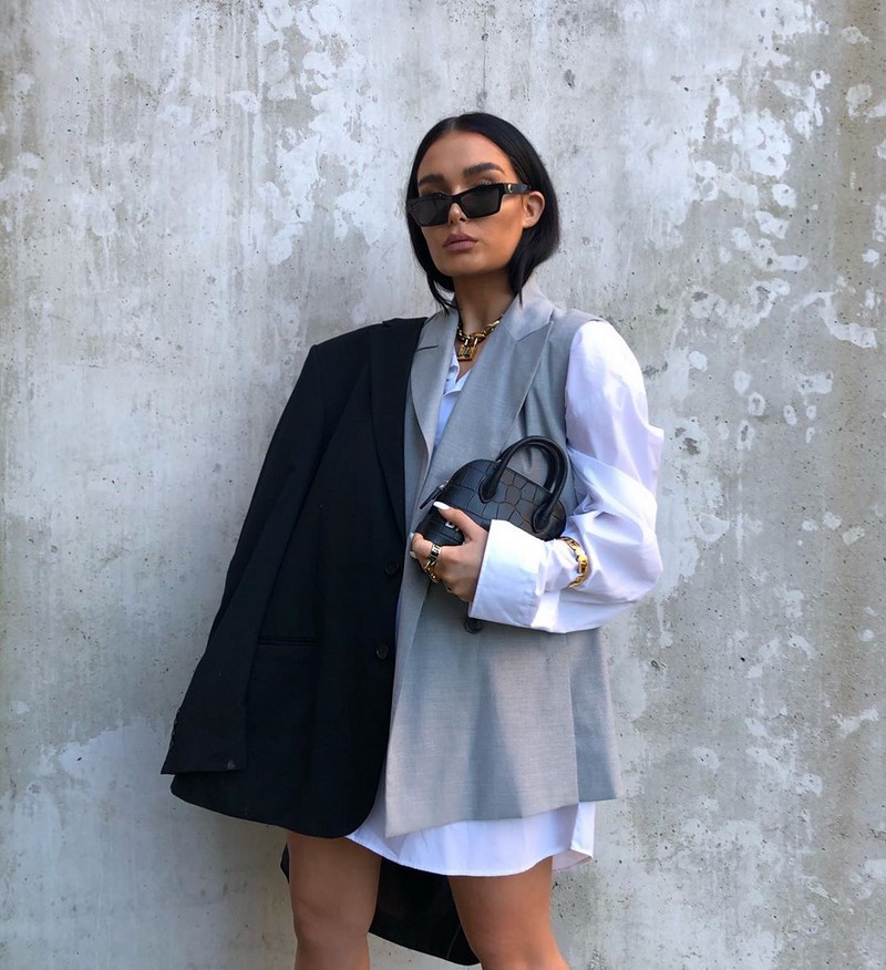 Модные жилеты 2026: тренды и новинки женских жилеток на фото