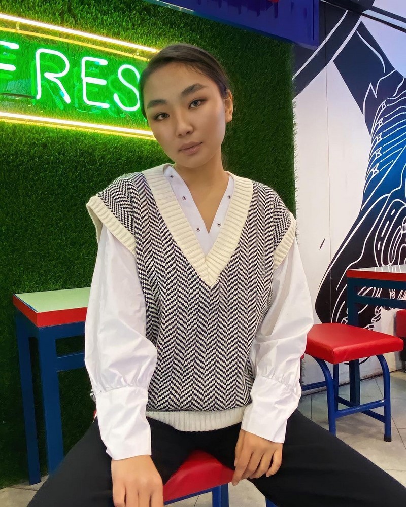 Модные жилеты 2026: тренды и новинки женских жилеток на фото